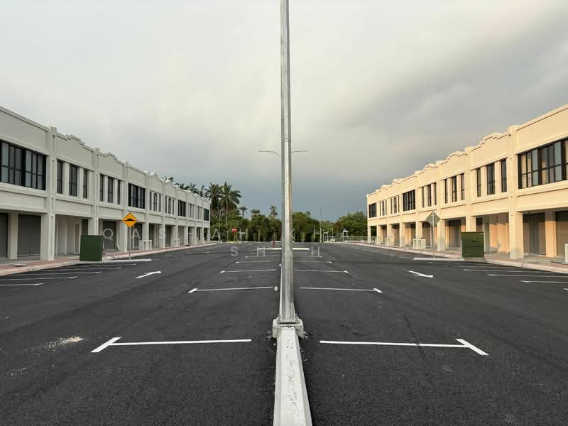 Serene Height Termurah NewShop🔥 Serene Square Serene Height Alam Sari Bangi Semenyih Kajang untuk Untuk Disewa - RM 3,000 /bulan, Feb 2026 - PropertyGuru.com.my