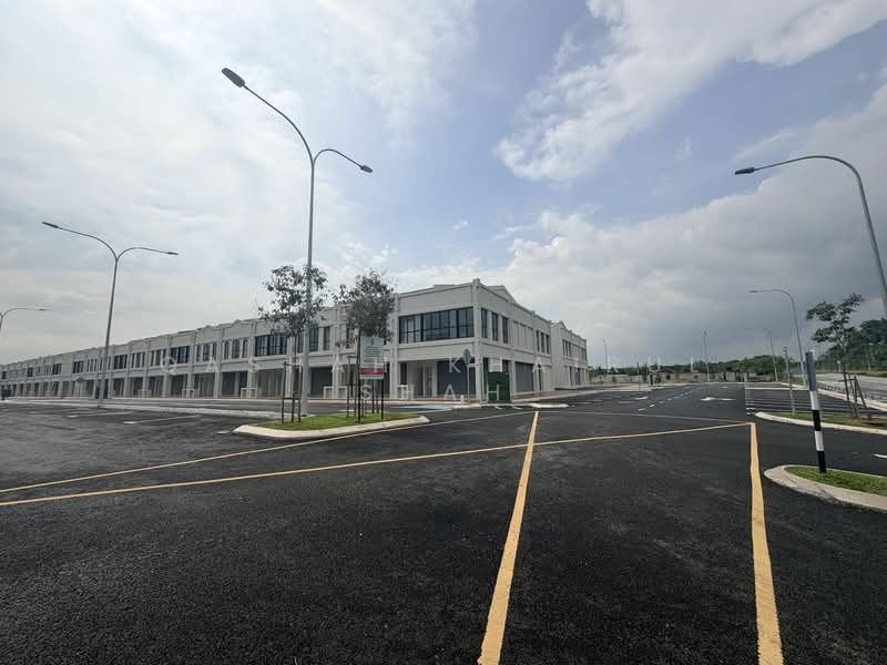 Serene Height Termurah NewShop🔥 Serene Square Serene Height Alam Sari Bangi Semenyih Kajang untuk Untuk Disewa - RM 3,000 /bulan, Feb 2026 - PropertyGuru.com.my