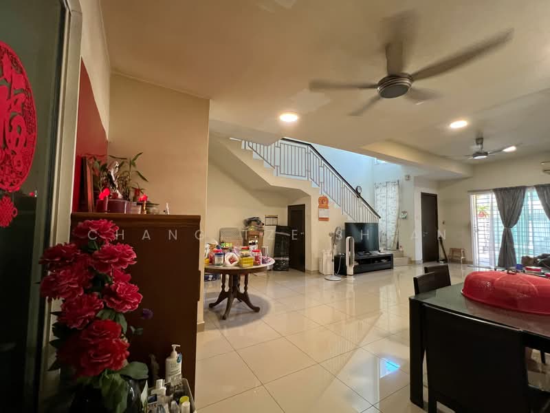 For Sale - 3-storey Terraced House at Seksyen 11