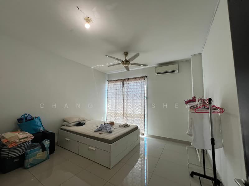 For Sale - 3-storey Terraced House at Seksyen 11