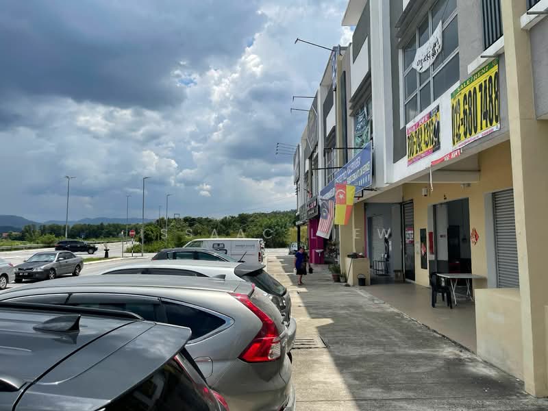 Shop for Sale in Bandar Country Homes (Rawang) - Issaac Liew - PropertyGuru.com.my