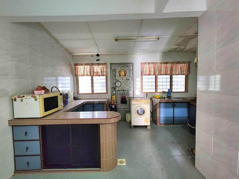 2-storey Terraced House for Sale in Taman Arkid (Menglembu) - april tan - PropertyGuru.com.my