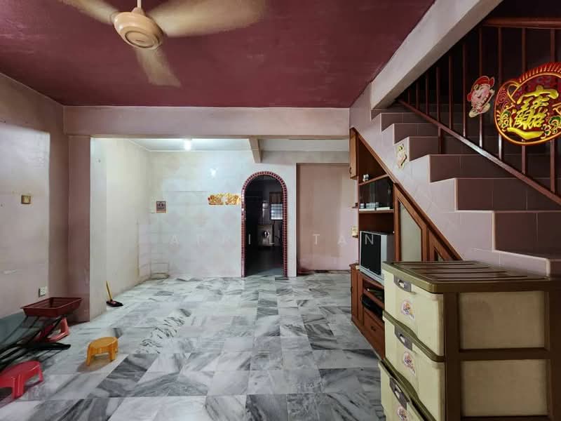 2-storey Terraced House for Sale in Taman Arkid (Menglembu) - april tan - PropertyGuru.com.my