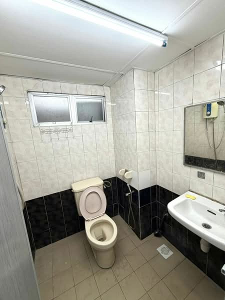 Endah Regal Condominium untuk Untuk Disewa - RM 1,700 /bulan, Feb 2026 - PropertyGuru.com.my