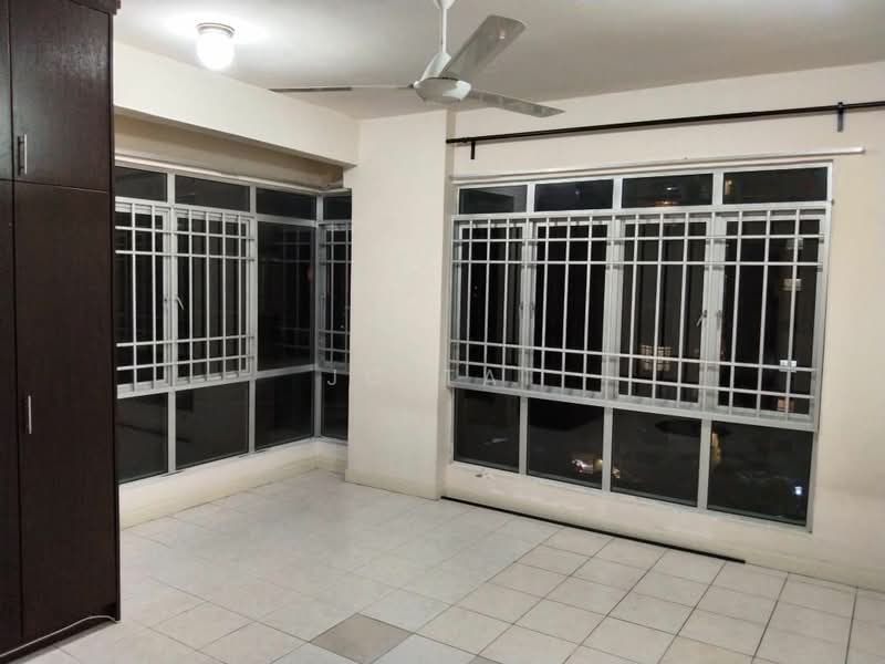 For Sale - Desa Putra