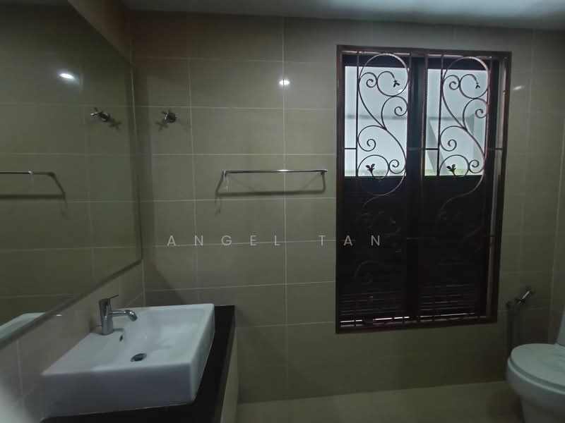 2-storey Terrace House at Bandar Kinrara Seksyen 8 untuk Untuk Dijual - RM 1,800,000, Feb 2026 - PropertyGuru.com.my
