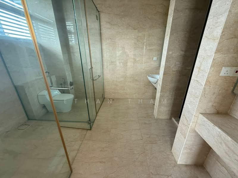 For Sale - Kenny Hills Residence