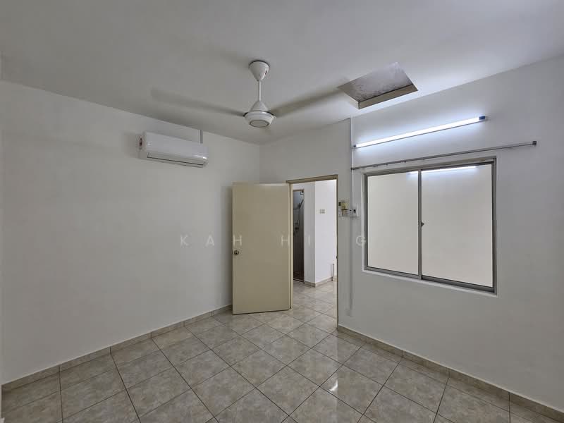 Rumah Teres 1 Tingkat untuk Disewa di Seksyen 14 (Petaling Jaya) - Kah Hing - PropertyGuru.com.my