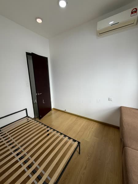 For Rent - Bay Laurel @ Country Garden Danga Bay