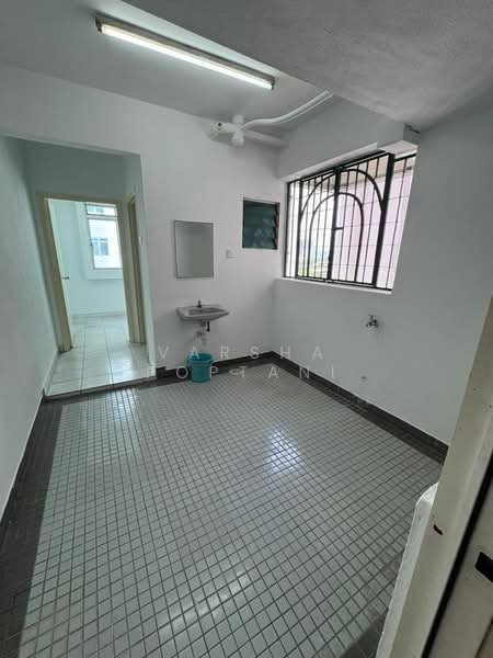 Condominium for Sale at Villa Scott - Varsha Poptani - PropertyGuru.com.my