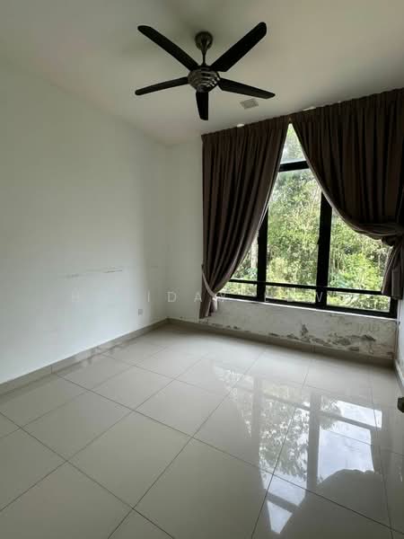 3-storey Terraced House for Rent in Taman Equine (Seri Kembangan) - Holiday Lew - PropertyGuru.com.my