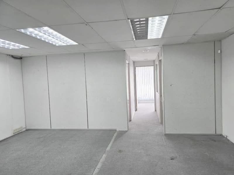 For Rent - 2 storeys Shop Petaling Jaya