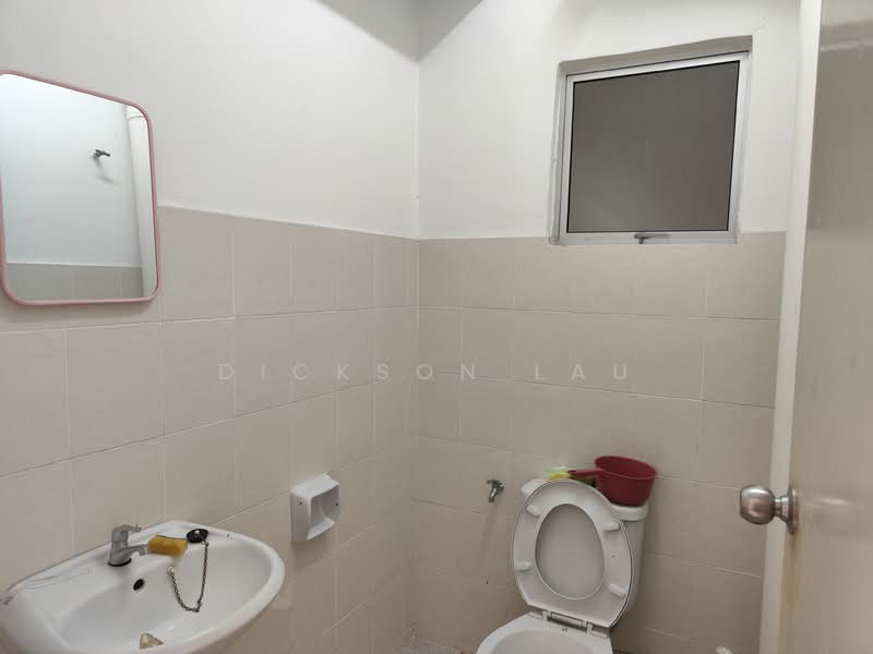 Servis Apartment untuk Dijual di Avelon Tower @ Plaza Medan Putra - Dickson Lau - Bathroom - PropertyGuru.com.my