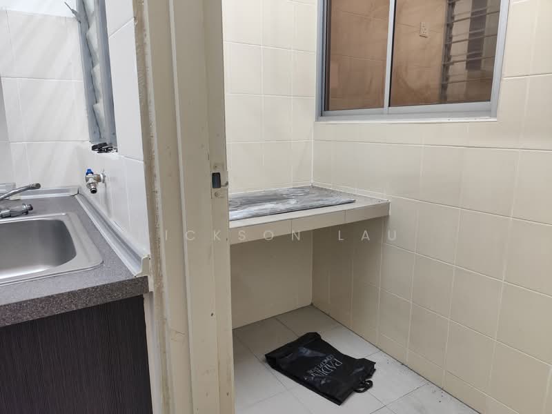 Servis Apartment untuk Dijual di Avelon Tower @ Plaza Medan Putra - Dickson Lau - Kitchen - PropertyGuru.com.my