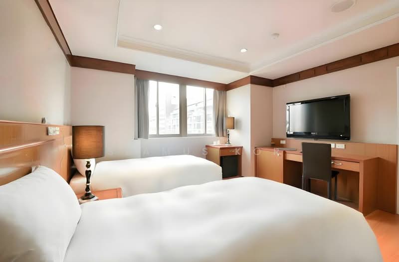 Shop for Sale in Lake Fields (Sungai Besi) - Seamus Kor - PropertyGuru.com.my