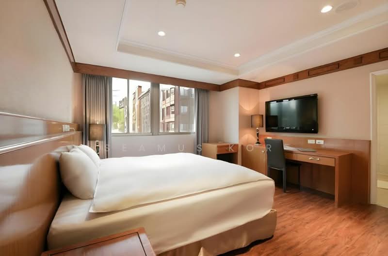 Shop for Sale in Lake Fields (Sungai Besi) - Seamus Kor - PropertyGuru.com.my