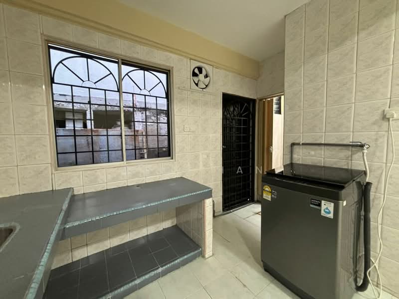 2-storey Terrace House at Taman Bukit Belimbing untuk Untuk Disewa - RM 1,600 /bulan, Mac 2026 - PropertyGuru.com.my