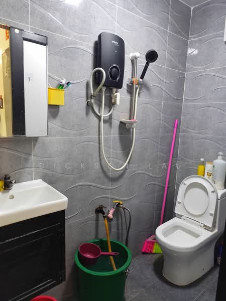 2-storey Terrace House at Taman Bukit Desa untuk Untuk Dijual - RM 488,000, Mac 2026 - PropertyGuru.com.my