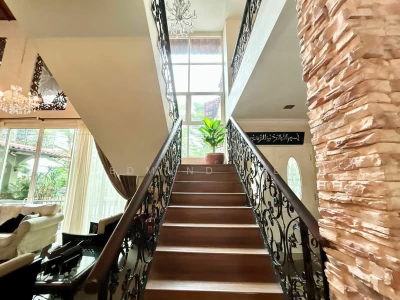 Bungalow for Sale in Saujana Impian (Kajang) - Edmund Lee - PropertyGuru.com.my