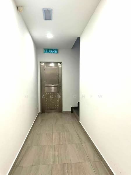 Shop for Sale in Taman Molek (Johor Bahru) - Grace Chew - PropertyGuru.com.my