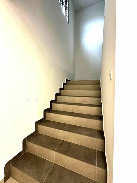 Shop for Sale in Taman Molek (Johor Bahru) - Grace Chew - PropertyGuru.com.my