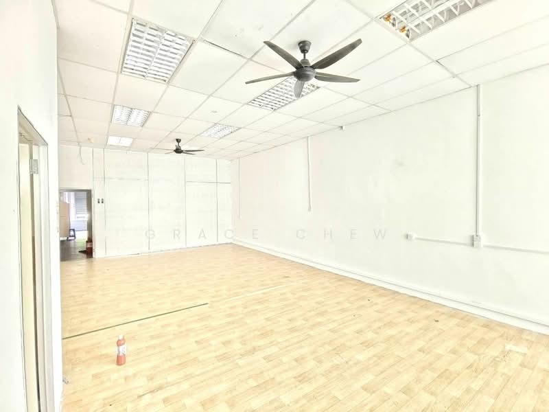Shop for Rent in Taman Molek (Johor Bahru) - Grace Chew - PropertyGuru.com.my