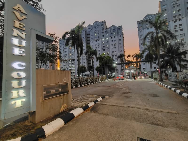 For Sale - Avenue Court