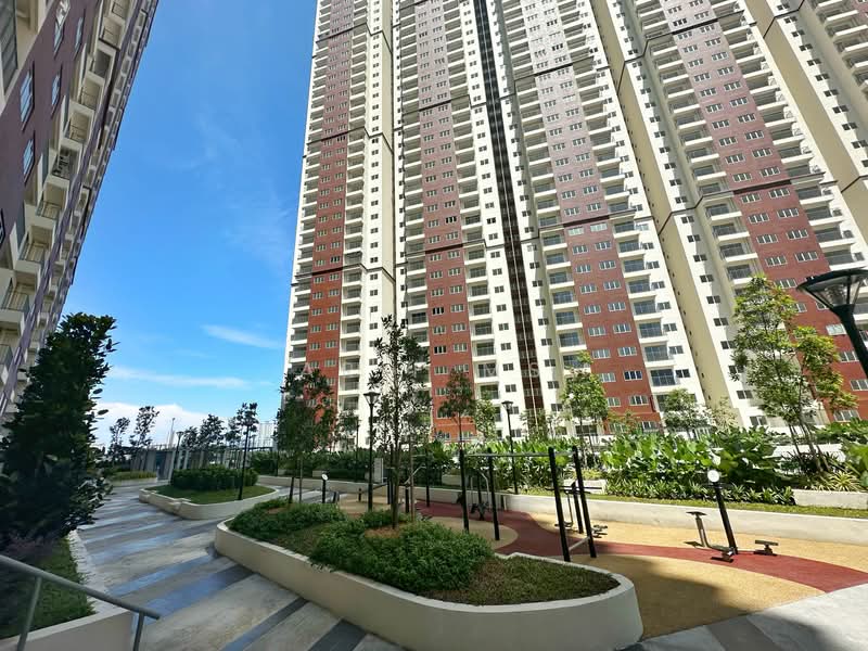 Condominium for Rent at Residensi Sateria - Arif MS - PropertyGuru.com.my