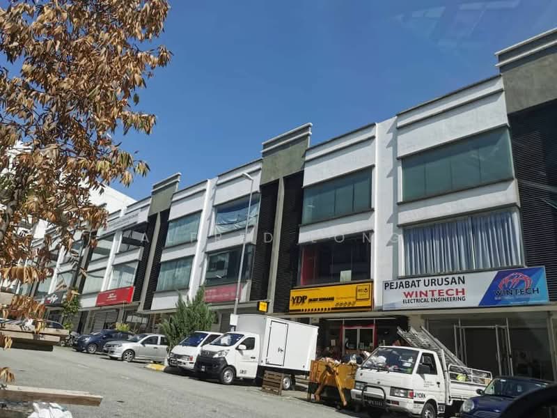 For Sale - ROI 4.5% Fully Tenanted Corner 2adjoning - Olive Hill business park, Bukit serdang Seri Kembangan