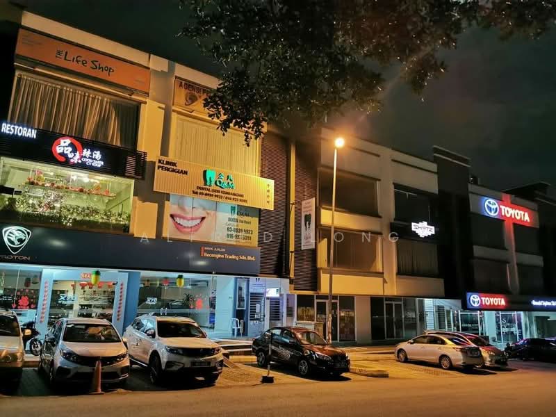 For Sale - ROI 4.5% Fully Tenanted Corner 2adjoning - Olive Hill business park, Bukit serdang Seri Kembangan