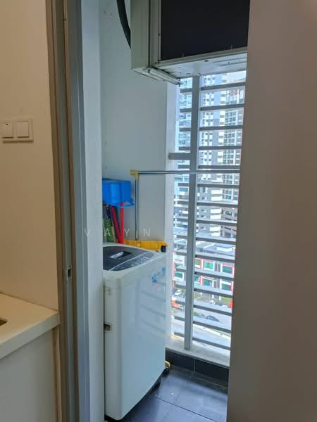 Untuk Disewa - Silk Sky