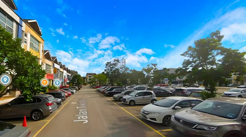 For Sale - ⭐ 3sty ⭐ Collected RM8400 / Month ⭐ RM426 psf ⭐ Facing Car Park ⭐