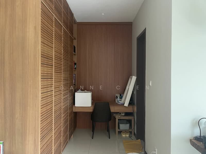 For Sale - Terraced House at Templer Park