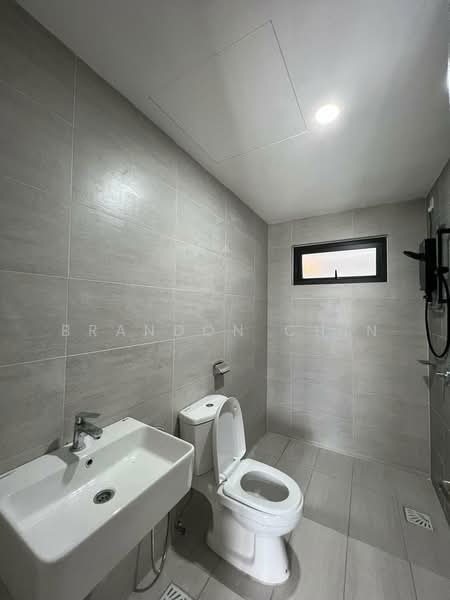 For Rent - Upperville @ 16 Quartz