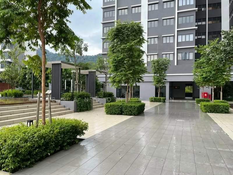 For Rent - Upperville @ 16 Quartz