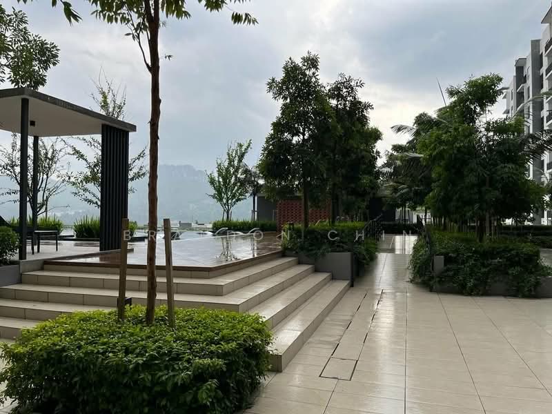 For Rent - Upperville @ 16 Quartz