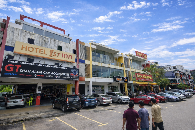 For Sale - ⭐ 3sty ⭐ Collected RM8,200 / Month ⭐ RM337 psf ⭐