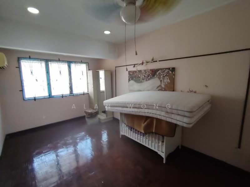 Untuk Dijual - Semi-Detached House at SS14