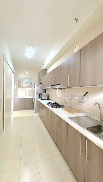 Servis Apartment untuk Disewa di Windsor Tower - Clement Chan - PropertyGuru.com.my