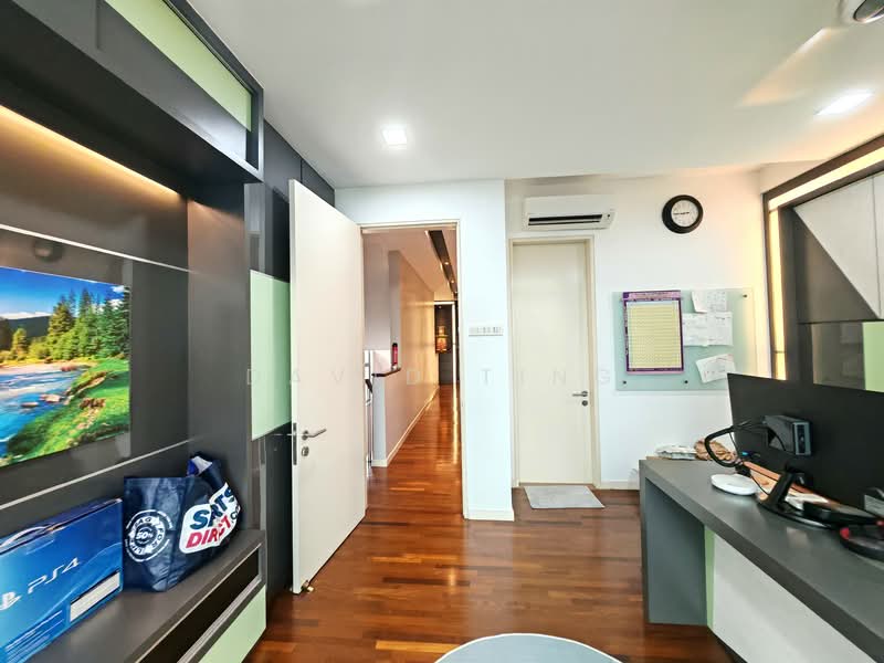 3-storey Terraced House for Sale in Lake Fields (Sungai Besi) - David Ting - PropertyGuru.com.my