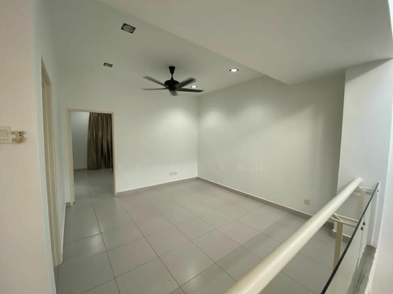 2-storey Terraced House for Sale in Lakeside Residences (Puchong) - Kevin Tan - PropertyGuru.com.my