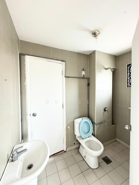 3-storey Terraced House for Sale in Taman Esplanad (Bukit Jalil) - CK Yee - PropertyGuru.com.my