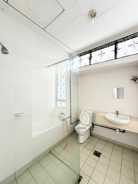 3-storey Terraced House for Sale in Taman Esplanad (Bukit Jalil) - CK Yee - PropertyGuru.com.my