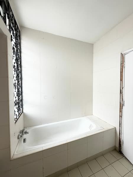 3-storey Terraced House for Sale in Taman Esplanad (Bukit Jalil) - CK Yee - PropertyGuru.com.my