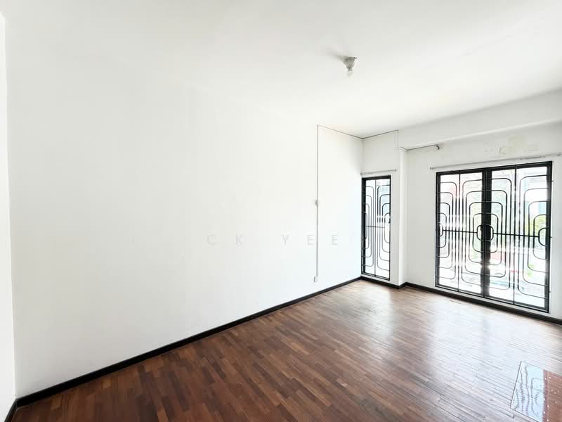 3-storey Terraced House for Sale in Taman Esplanad (Bukit Jalil) - CK Yee - PropertyGuru.com.my