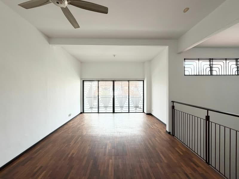 3-storey Terraced House for Sale in Taman Esplanad (Bukit Jalil) - CK Yee - PropertyGuru.com.my