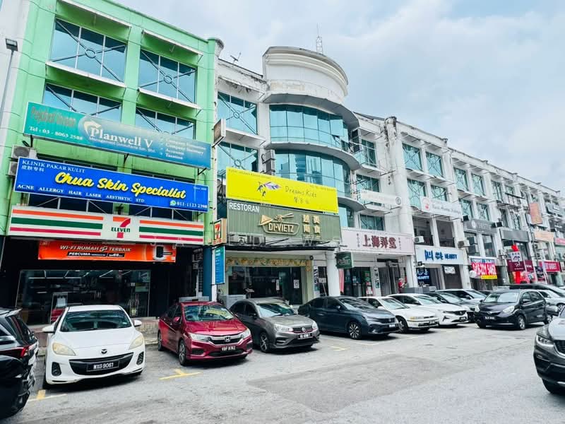 RARE CORNER LOT | MAINROAD FRONTAGE | PRIME LOCATION | BANDAR PUTERI SHOP untuk Untuk Disewa - RM 15,000 /bulan, Mac 2026 - PropertyGuru.com.my
