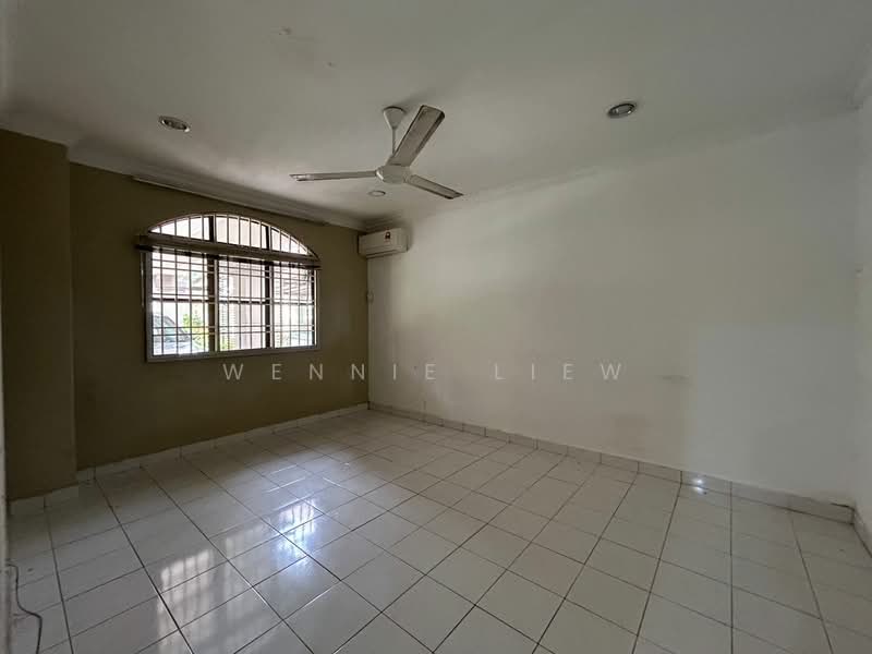 Semi-Detached House for Rent in Sultan Abdul Aziz Shah Golf & Country Club (Shah Alam) - Wennie Liew - PropertyGuru.com.my
