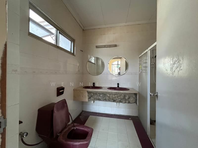 Semi-Detached House for Rent in Sultan Abdul Aziz Shah Golf & Country Club (Shah Alam) - Wennie Liew - PropertyGuru.com.my