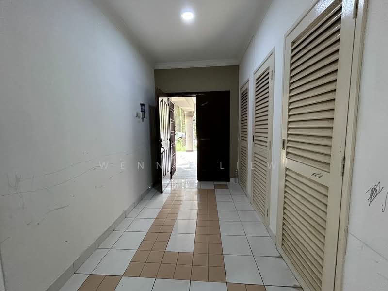 Semi-Detached House for Rent in Sultan Abdul Aziz Shah Golf & Country Club (Shah Alam) - Wennie Liew - PropertyGuru.com.my